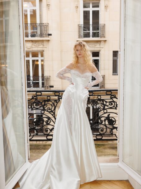 Brunette 1 wedding dress by WONA Concept from Atelier Lumiere Collection