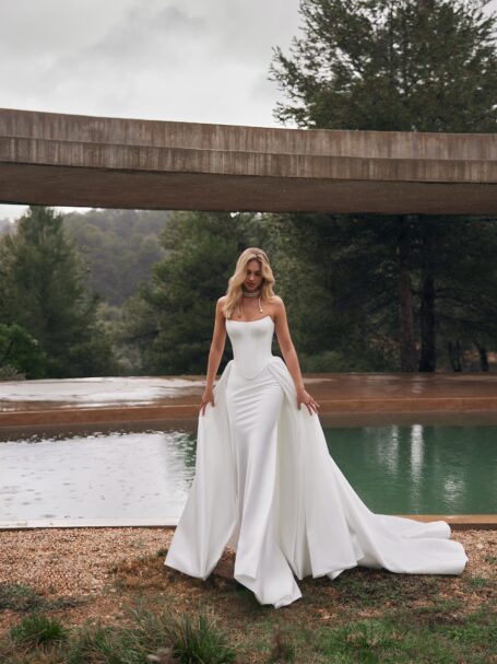 Anisia dress 1 by Eva Lendel from Less is More V