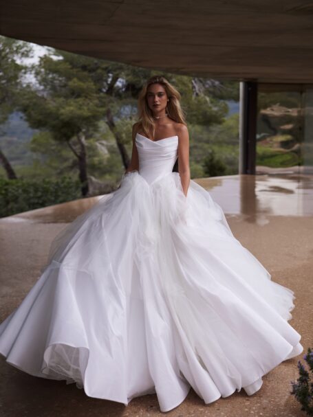 Deliz dress 1 by Eva Lendel from Less is More V