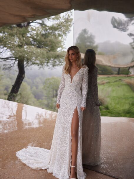 Sphere dress 2 by Eva Lendel from Less is More V